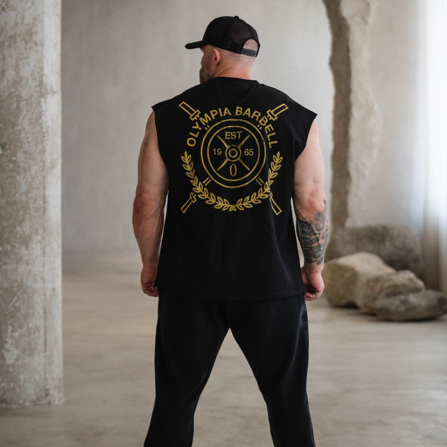 Olympia Crest Cut Off